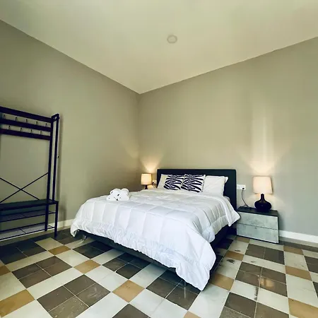 Turretta - Private With Ensuite Bathroom In Vittoriosa, Three Cities 3* Birgu